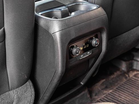 Used 2026 Chevrolet Traverse LT w/ LPO, Floor Liner Package FWD image 20