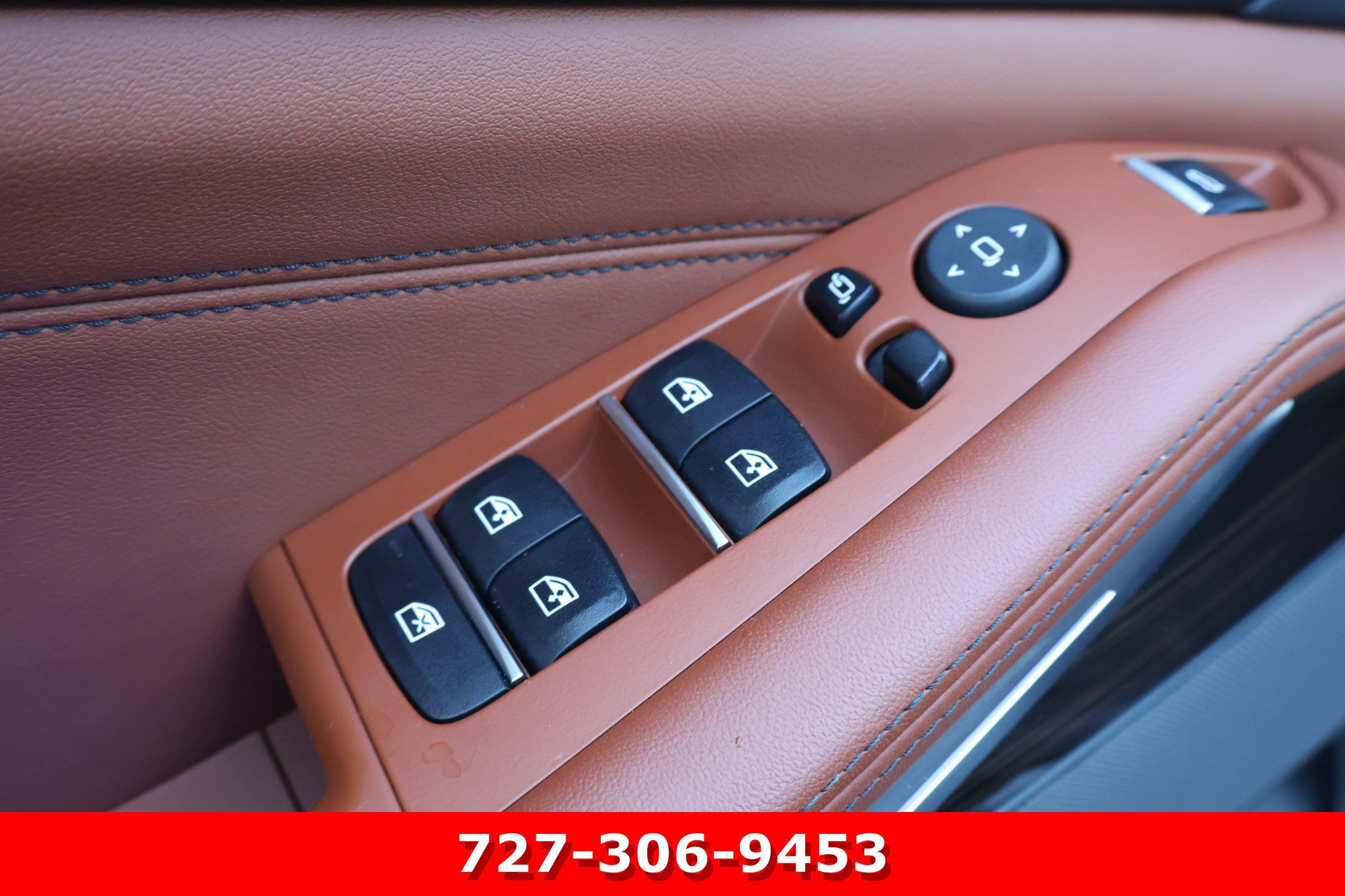 Used 2024 BMW X5 xDrive40i w/ M Sport Package AWD/4WD image 15