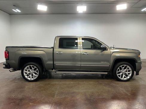 Used 2018 GMC Sierra 1500 Denali w/ Denali Ultimate Package image 24