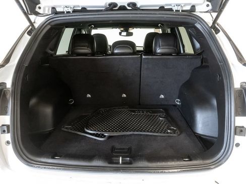 Certified 2025 Jeep Compass Trailhawk AWD/4WD image 32