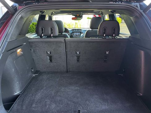 Used 2022 Chevrolet TrailBlazer RS w/ Sun and Liftgate Package FWD image 13