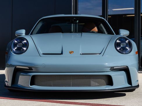 Certified 2024 Porsche 911 GT3 RS RWD image 8