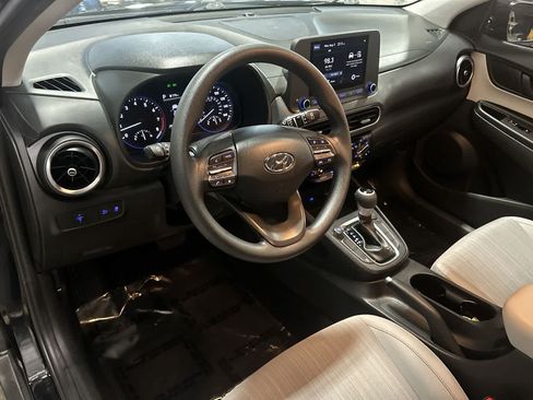 Used 2023 Hyundai Kona SEL FWD image 13