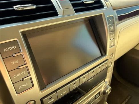 Used 2019 Lexus GX 460 Luxury image 26