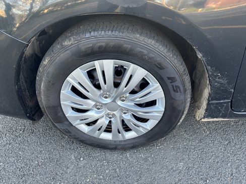 Used 2010 Toyota Corolla LE image 9