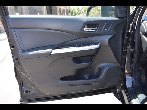 Used 2016 Honda CR-V Touring image 18