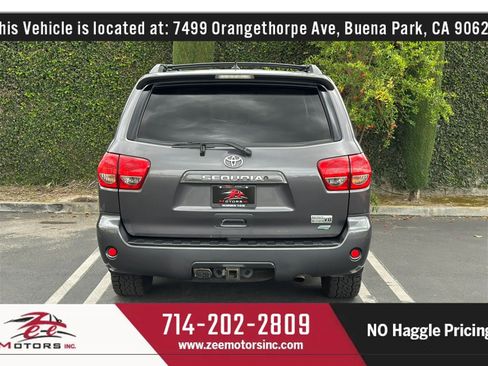 Used 2015 Toyota Sequoia SR5 w/ Premium Package AWD/4WD image 7
