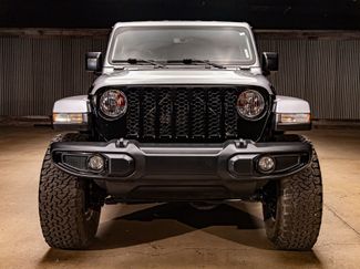 Used 2021 Jeep Gladiator Willys video 2