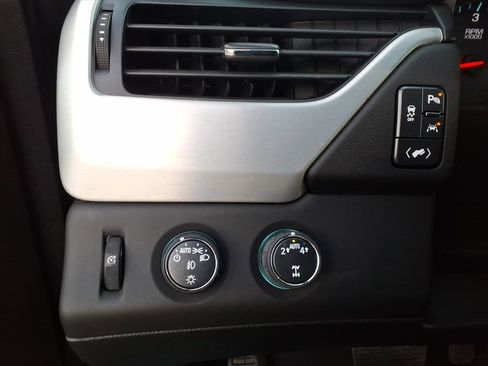 Used 2020 GMC Yukon SLT w/ Open Road Package image 31