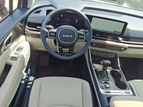 New 2026 Kia Carnival SX w/ SX Dark Edition Package FWD image 12