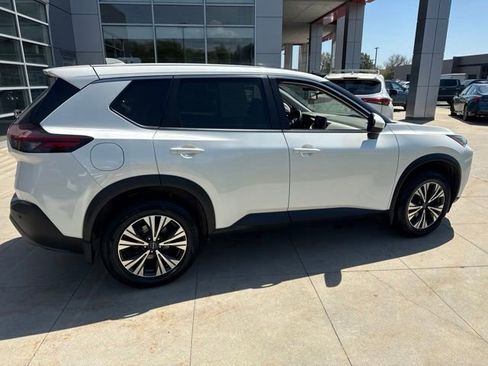Used 2023 Nissan Rogue SV AWD/4WD image 8