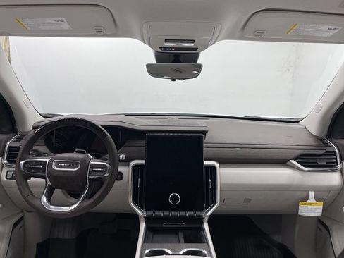 New 2026 GMC Acadia Denali w/ Super Cruise Package FWD image 7