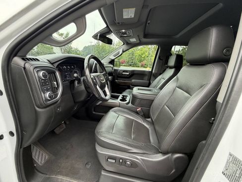 Used 2019 GMC Sierra 1500 SLT w/ SLT Premium Plus Package AWD/4WD image 9