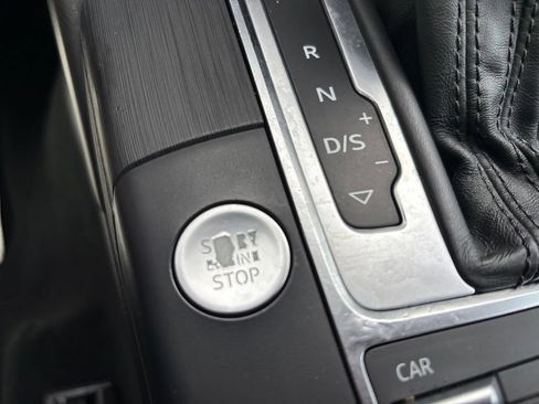 Used 2017 Audi A3 e-tron Premium FWD image 28