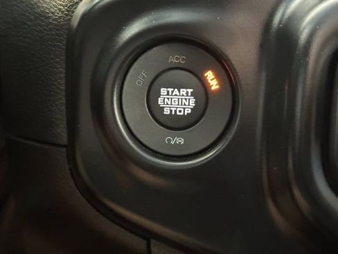 Used 2023 Jeep Wrangler Unlimited Sahara AWD/4WD image 27