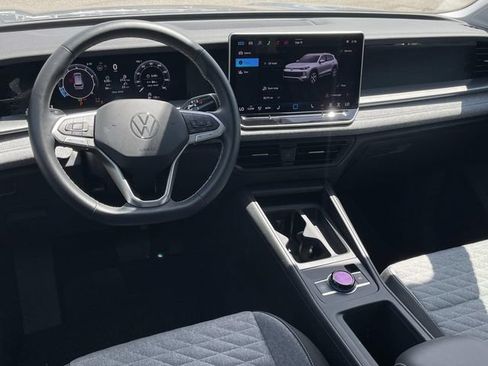 Used 2026 Volkswagen Tiguan S FWD image 6