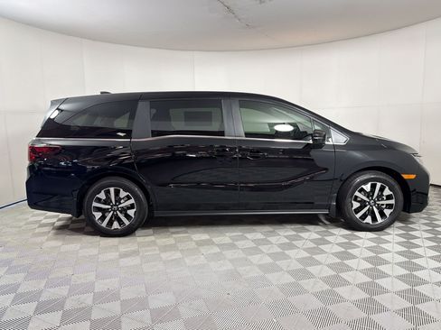 New 2026 Honda Odyssey EX-L image 8