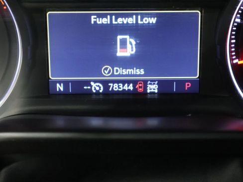 Used 2021 Chevrolet Silverado 1500 LTZ w/ Z71 Off-Road Package AWD/4WD image 39