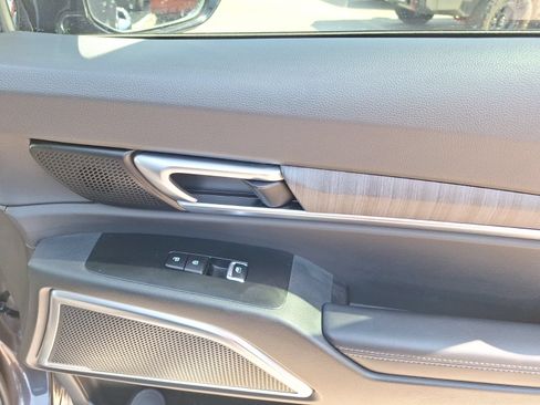 Used 2025 Kia Telluride SX FWD image 33