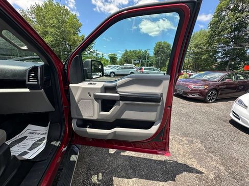 Used 2018 Ford F150 XLT w/ Equipment Group 302A Luxury AWD/4WD image 22
