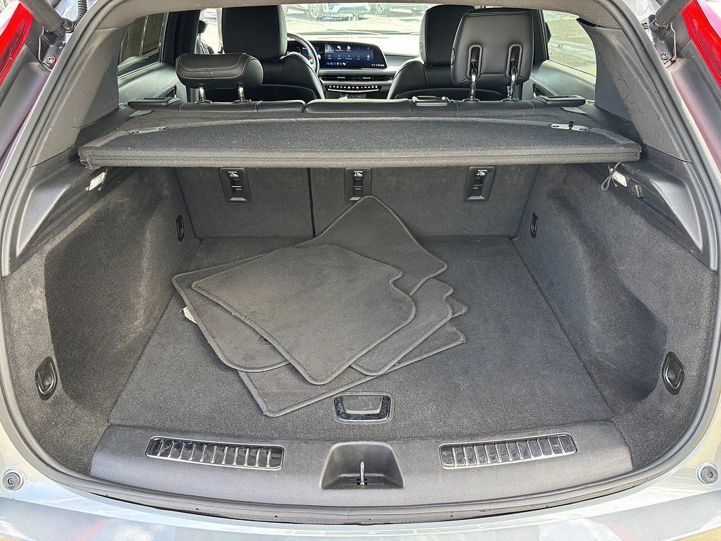 Used 2024 Cadillac XT4 Premium Luxury FWD image 15