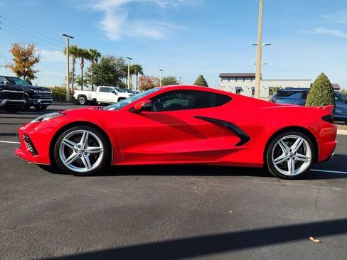Used 2024 Chevrolet Corvette Stingray Coupe w/ Z51 Performance Package image 2