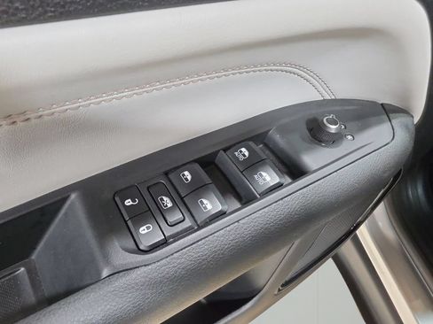 Certified 2025 Jeep Compass Limited AWD/4WD image 14