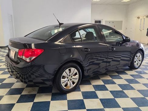 Used 2014 Chevrolet Cruze LS FWD image 13