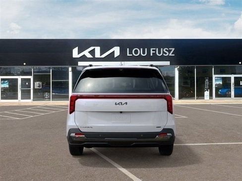 New 2026 Kia Carnival SX image 5