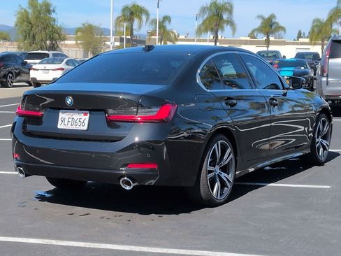 Certified 2024 BMW 330i Sedan w/ Convenience Package image 10