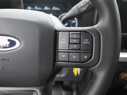 New 2025 Ford F250 XL w/ XL Off-Road Package image 7