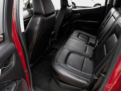 Used 2016 GMC Canyon SLT image 38