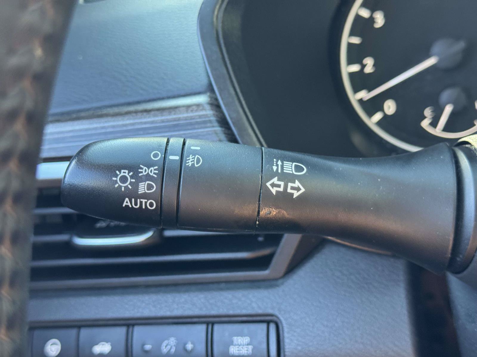 Used 2019 Nissan Altima 2.5 SL FWD image 21