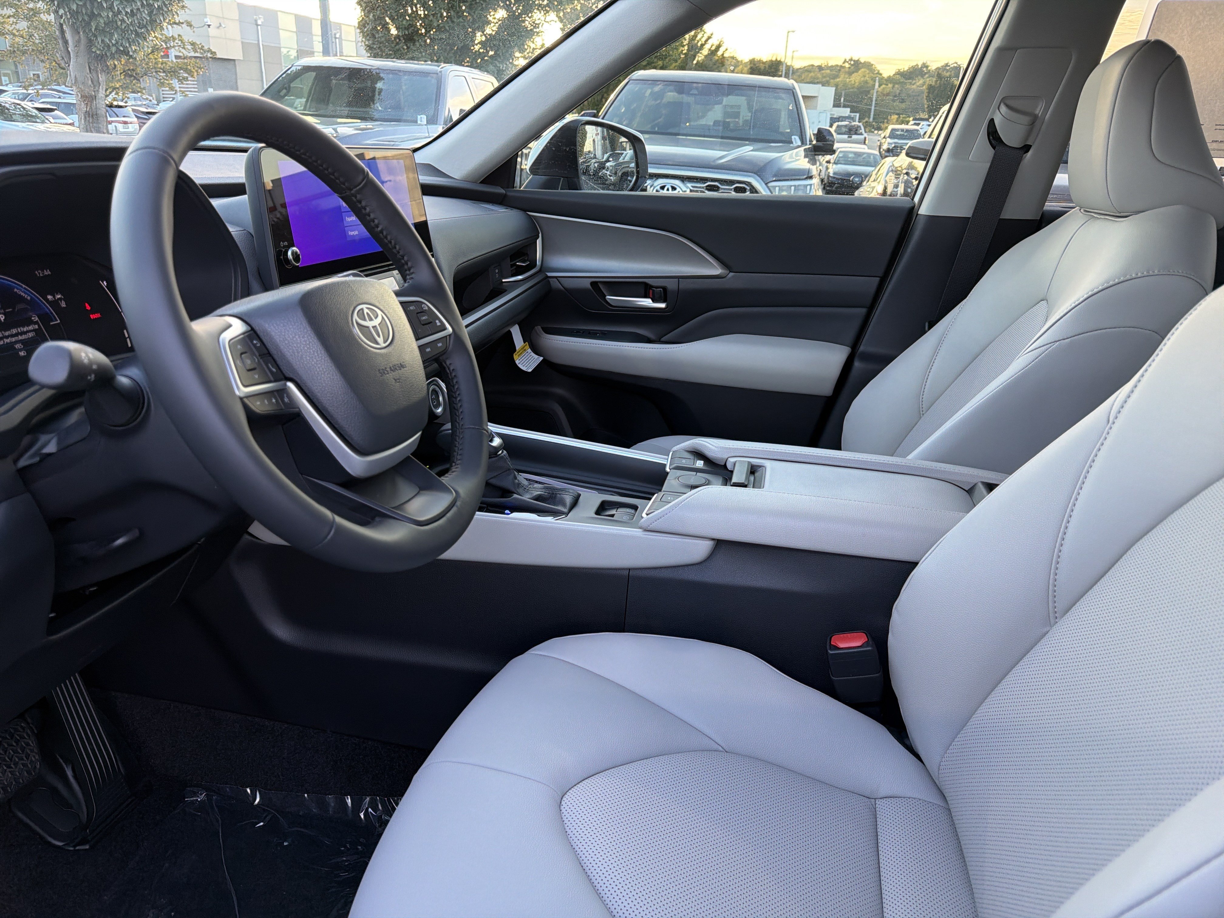 New 2026 Toyota Grand Highlander XLE FWD image 11