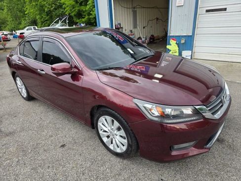 Used 2014 Honda Accord EX image 3