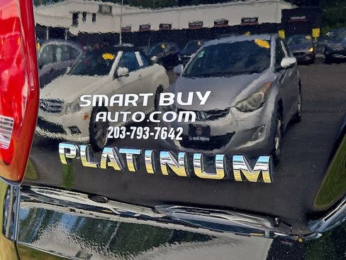 Used 2018 Ford Explorer Platinum AWD/4WD image 30