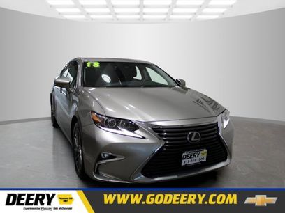 Used 2018 Lexus ES 350 w/ Premier Package