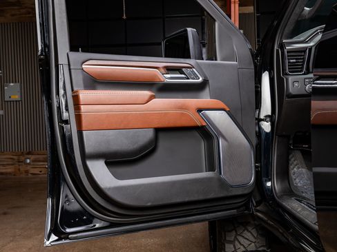 Used 2024 GMC Sierra 2500 Denali Ultimate w/ Max Trailering Package image 36