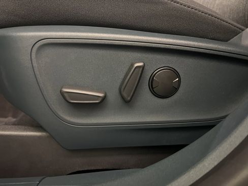 New 2025 Ford Maverick XLT w/ XLT Luxury Package image 26