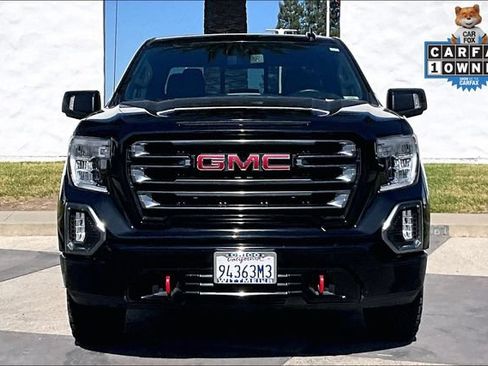 Used 2022 GMC Sierra 1500 AT4 w/ AT4 Preferred Package AWD/4WD image 3
