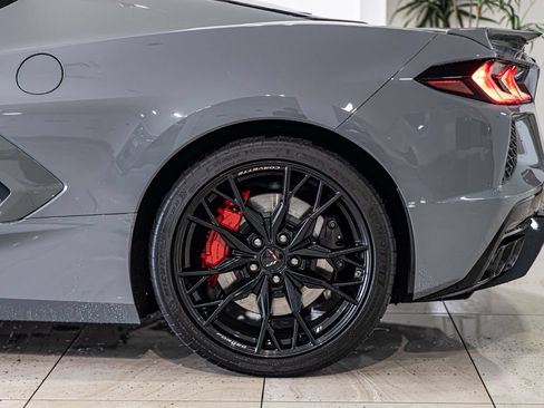 Used 2024 Chevrolet Corvette Stingray Premium Cpe w/ Z51 Performance Package RWD image 8