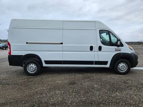 Used 2022 RAM ProMaster 2500 image 8