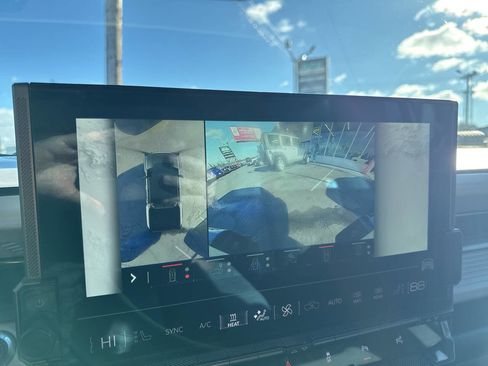 Used 2022 GMC Hummer EV Edition 1 w/ LPO, Illumination Package image 41