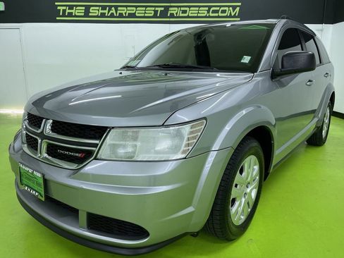 Used 2020 Dodge Journey SE image 5