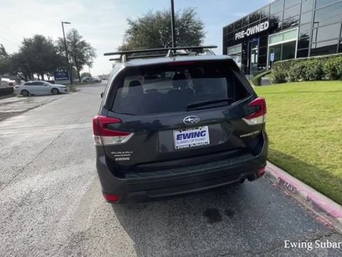 Used 2019 Subaru Forester Premium image 4