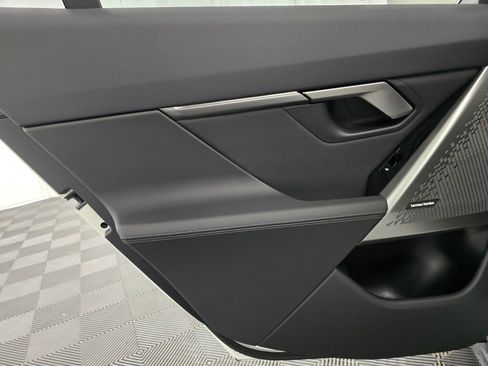 Used 2026 BMW 530i xDrive w/ Premium Package image 19