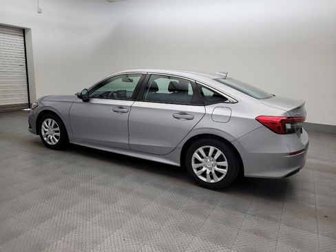 Used 2022 Honda Civic LX image 3