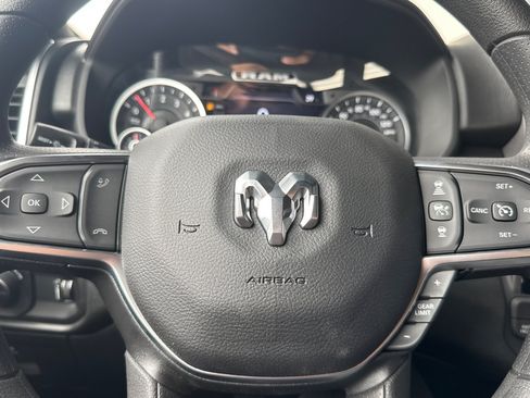 New 2026 RAM 1500 Express AWD/4WD image 21