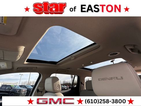 Used 2021 GMC Acadia Denali w/ Denali Ultimate Package image 38