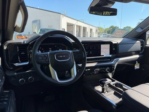 New 2026 GMC Sierra 1500 SLT w/ SLT Premium Plus Package AWD/4WD image 17